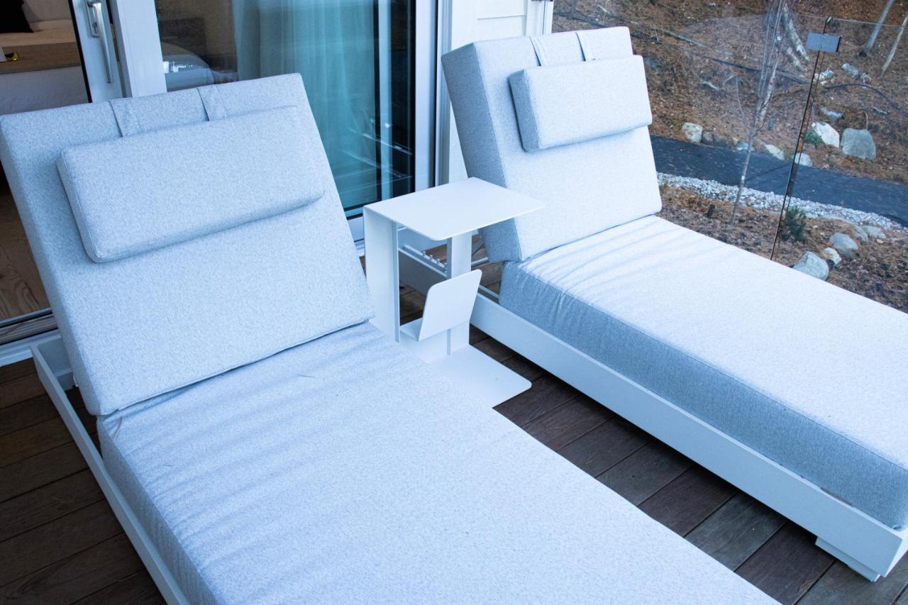 Ripplecove Hotel & Spa Ayer's Cliff Bagian luar foto