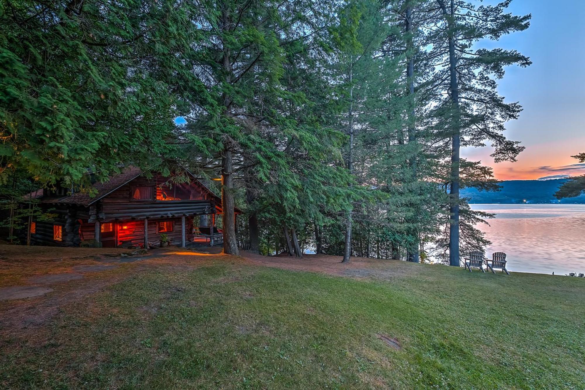 Ripplecove Hotel & Spa Ayer's Cliff Bagian luar foto
